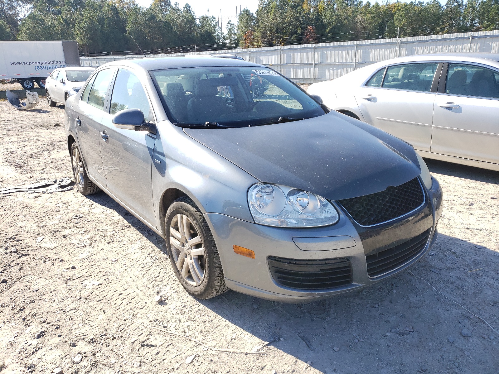 VOLKSWAGEN JETTA WOLF 2007 z numerem VIN 3VWEF71K17M078787 - Zdjęcie z aukcji