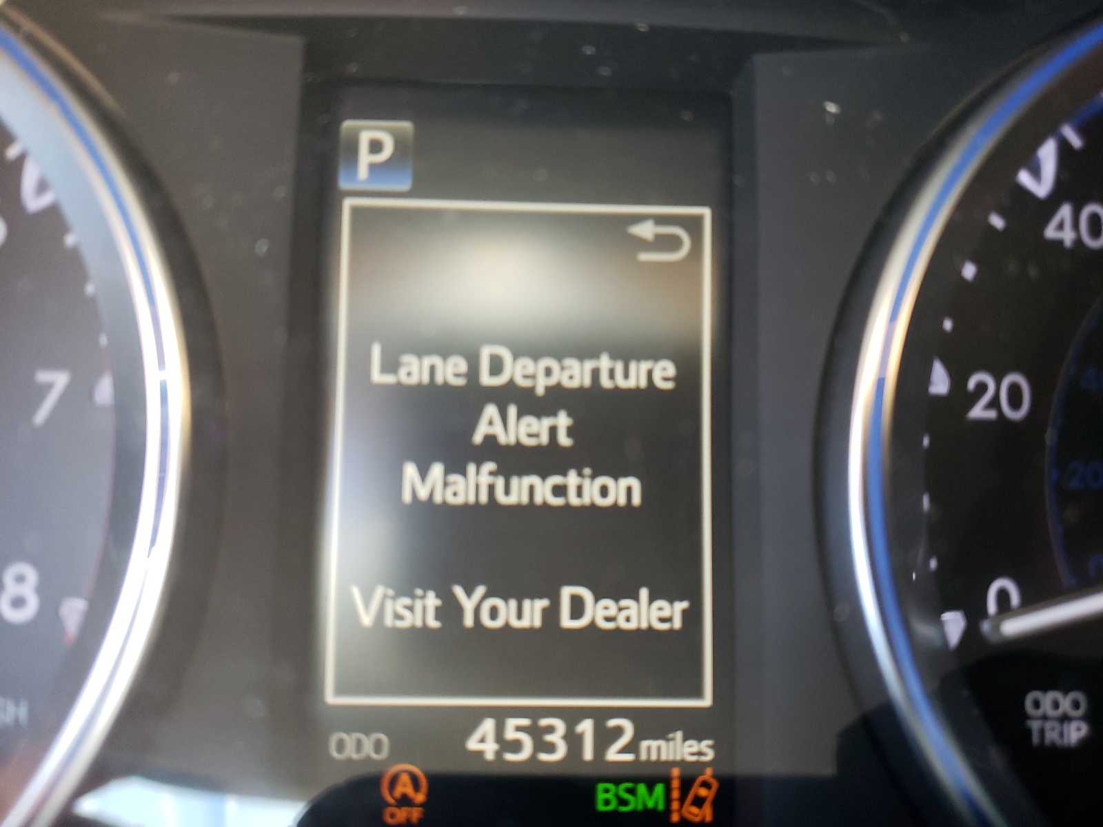 Foto 8 de la subasta – 2018 TOYOTA HIGHLANDER con VIN 5TDYZRFH7JS280038