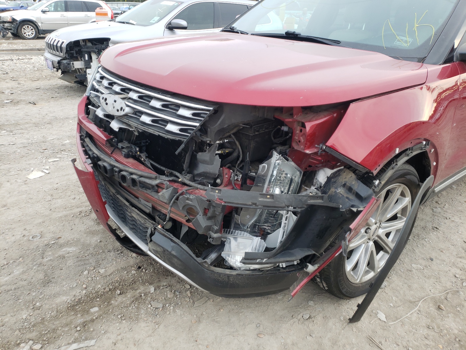 Photo 9 from auction – 2017 FORD EXPLORER L with VIN 1FM5K7F8XHGB50136