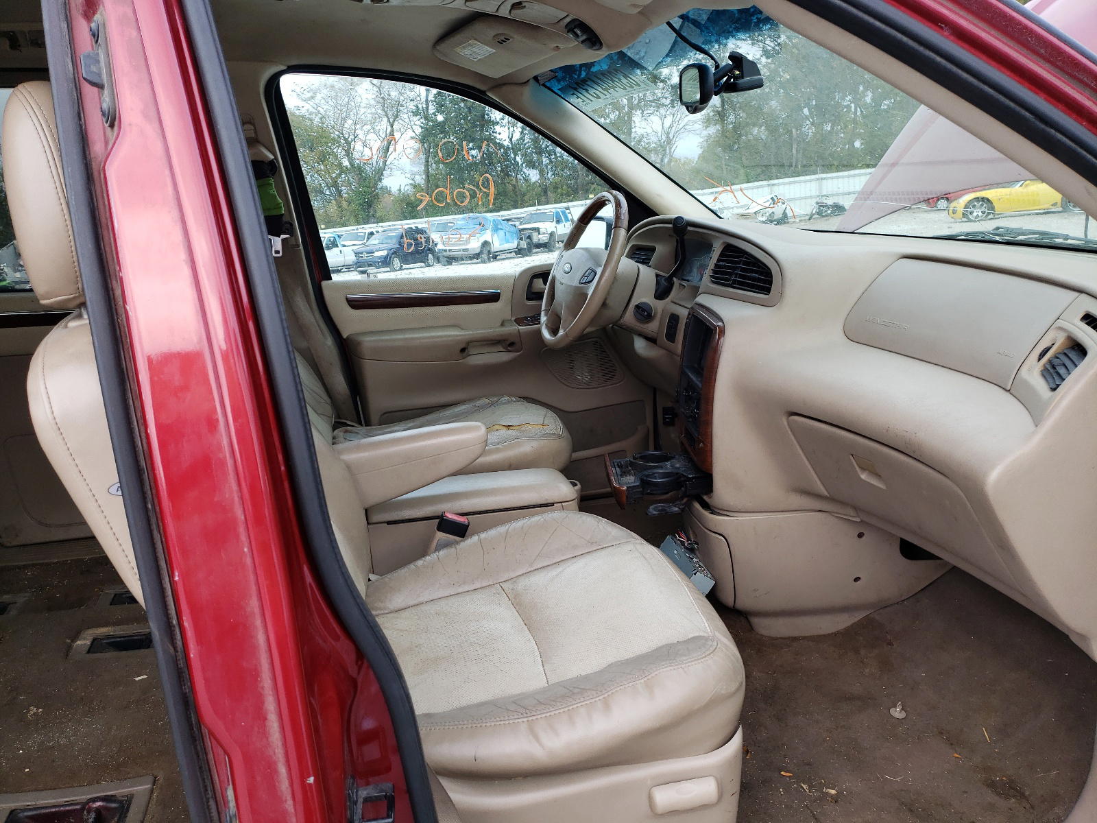 Photo 5 from auction – 2003 FORD WINDSTAR L with VIN 2FMDA584X3BA59932
