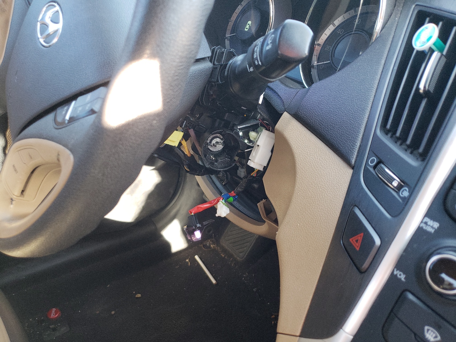 Photo 9 from auction – 2013 HYUNDAI SONATA GLS with VIN 5NPEB4AC1DH540353