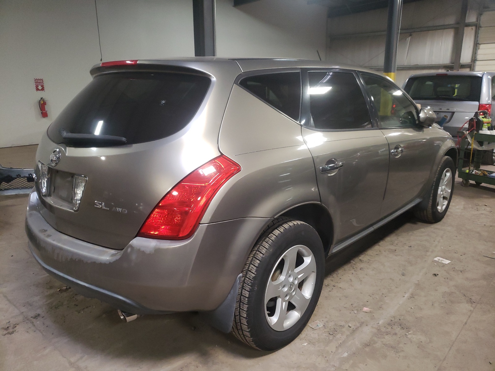 Photo 4 from auction – 2004 NISSAN MURANO SL with VIN JN8AZ08W84W335839