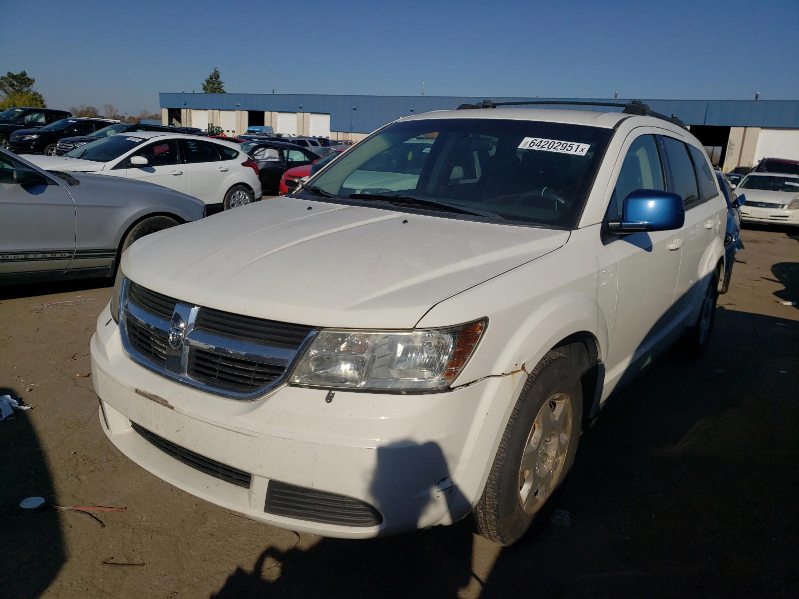 Photo 2 from auction – 2010 DODGE JOURNEY SE with VIN 3D4PG4FB2AT199117