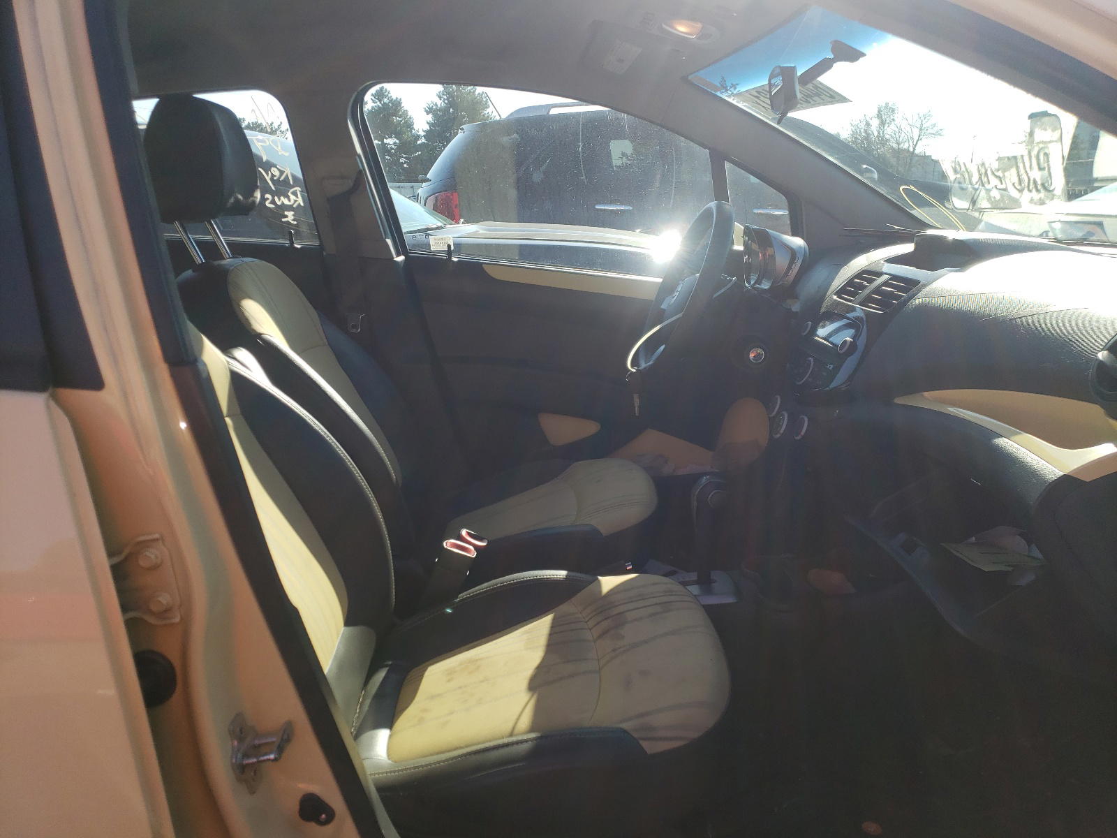 Photo 5 from auction – 2014 CHEVROLET SPARK LS with VIN KL8CB6S9XEC456155