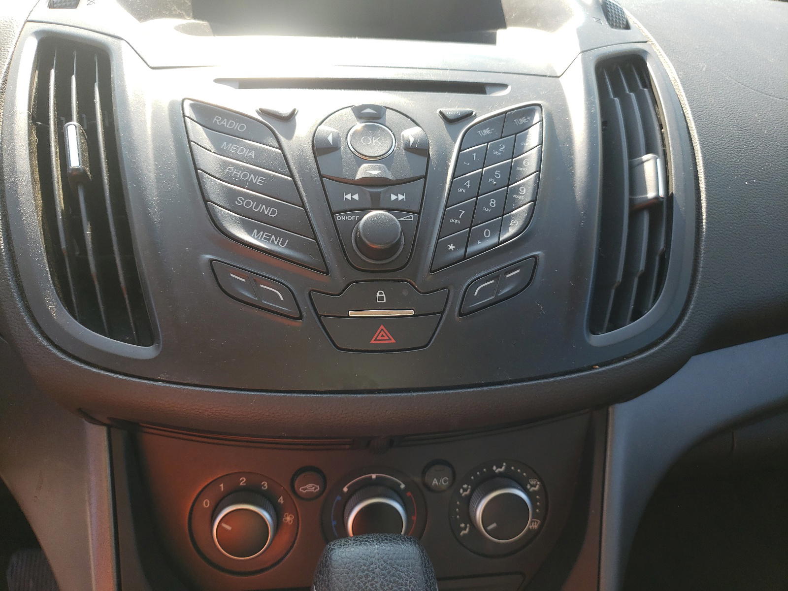 Photo 9 from auction – 2013 FORD ESCAPE S with VIN 1FMCU0F74DUC91120