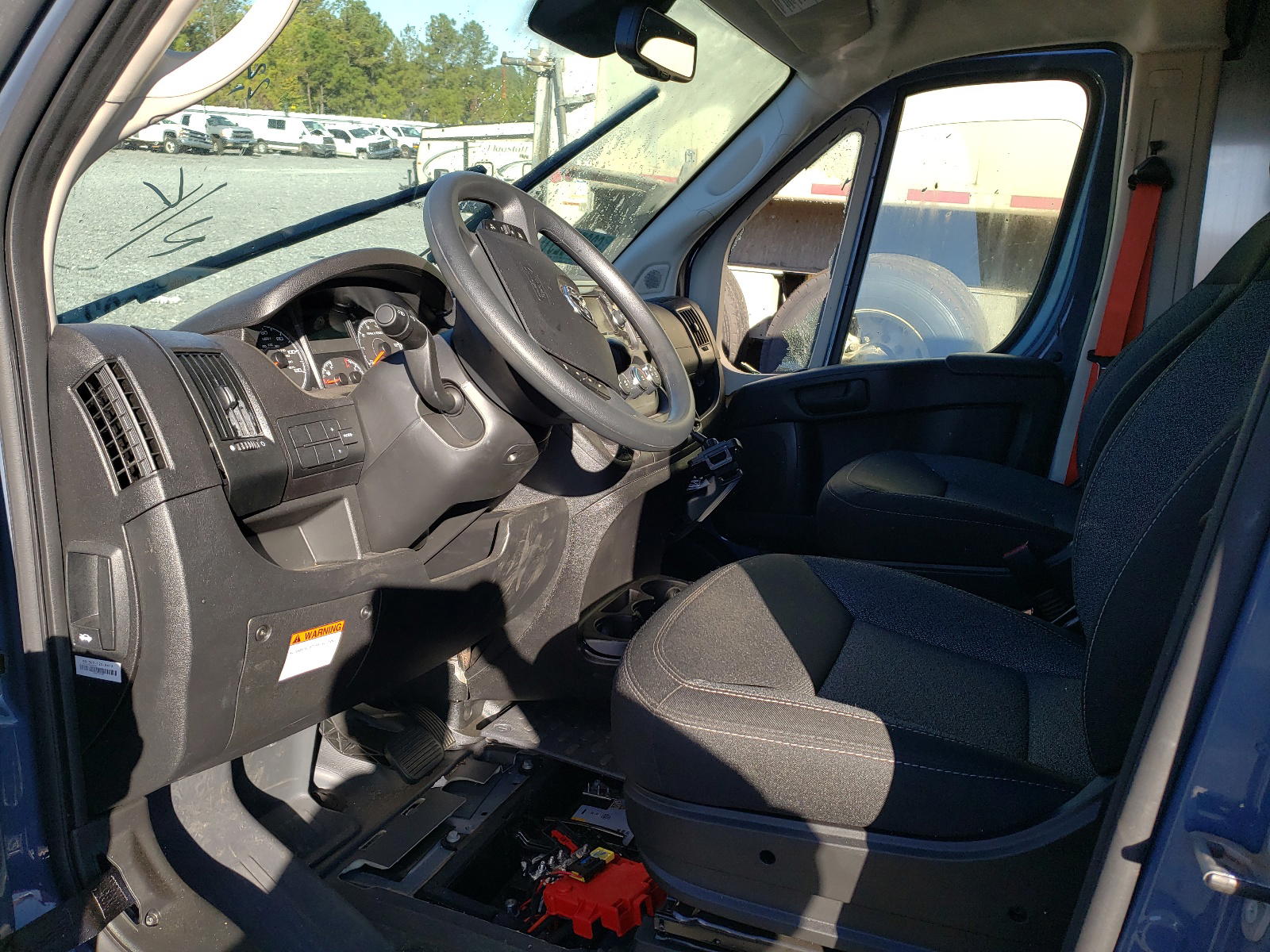 Photo 5 from auction – 2021 DODGE VAN with VIN 3C6MRVJG8ME556304