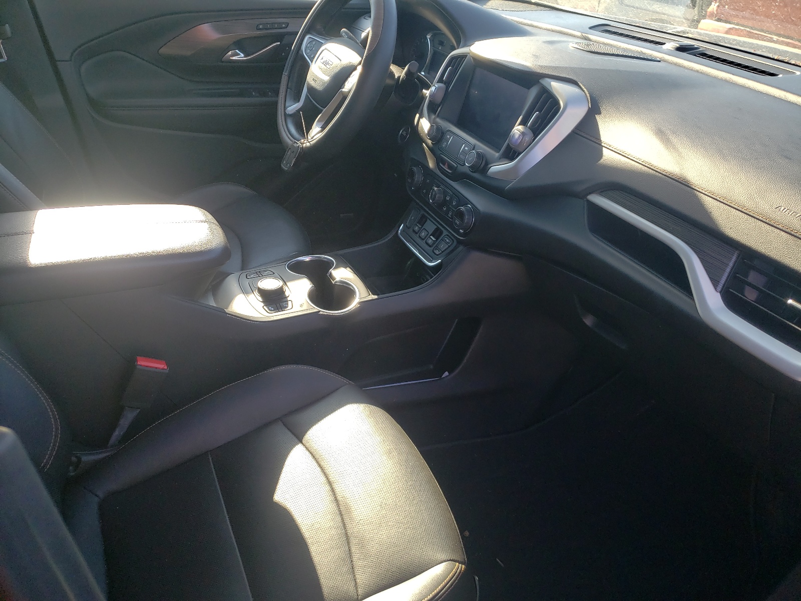 Photo 5 from auction – 2019 GMC TERRAIN SL with VIN 3GKALPEV4KL107510
