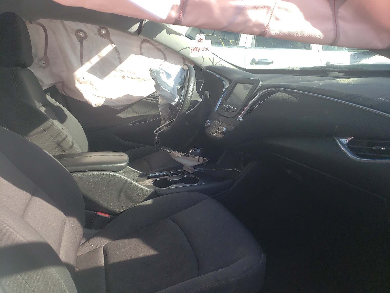Photo 5 from auction – 2016 CHEVROLET MALIBU LT with VIN 1G1ZE5STXGF284685