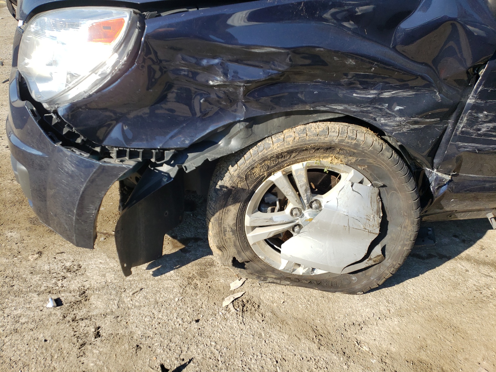 Photo 9 from auction – 2015 CHEVROLET EQUINOX LS with VIN 2GNALAEK7F6421197