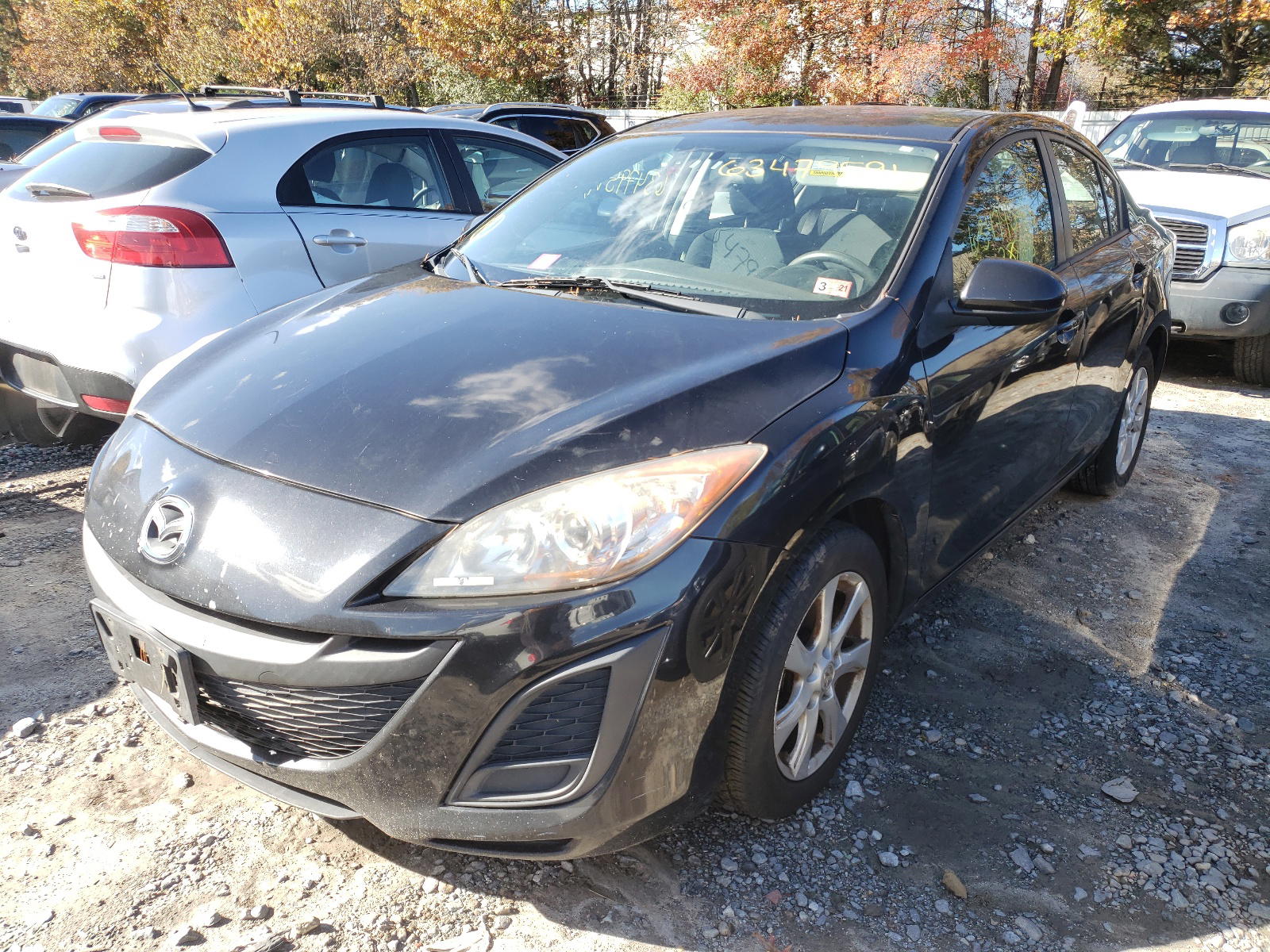 Photo 2 from auction – 2011 MAZDA 3 I with VIN JM1BL1VG2B1358581