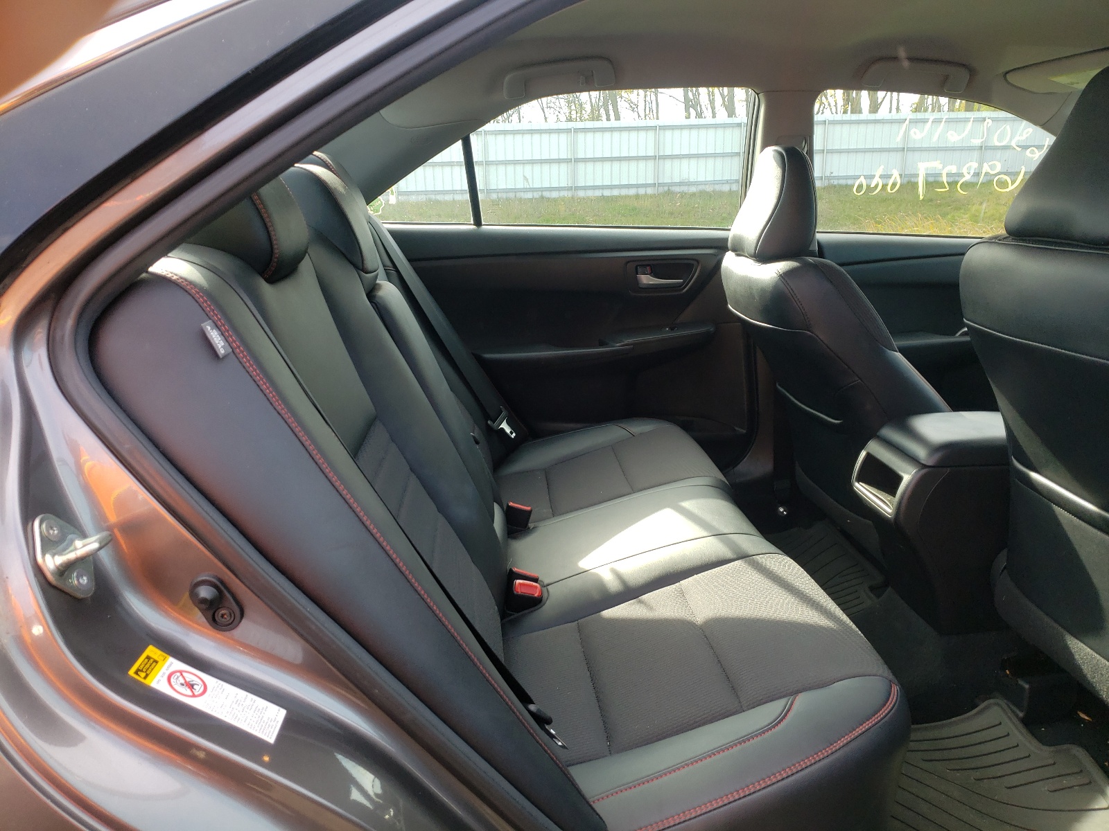 Photo 6 from auction – 2017 TOYOTA CAMRY LE with VIN 4T1BF1FK4HU417160