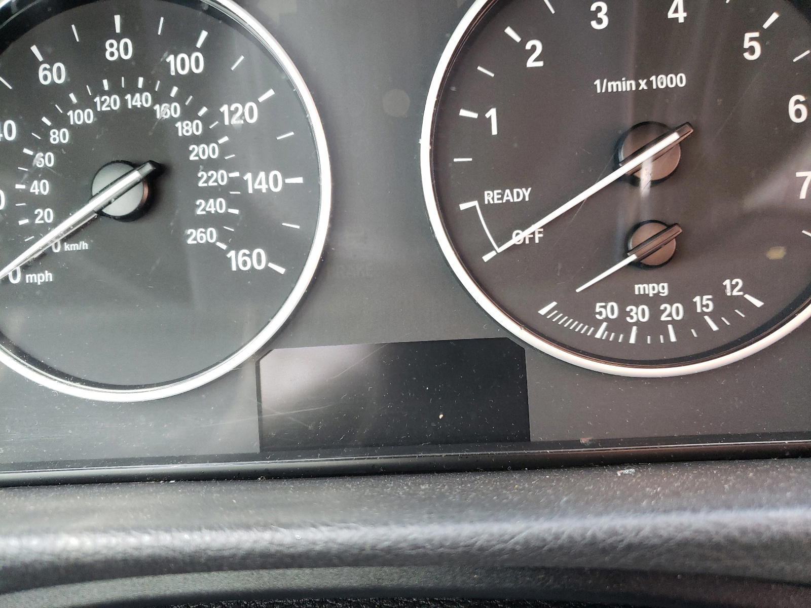 Photo 8 from auction – 2015 BMW 320 with VIN WBA3B1G57FNT03641