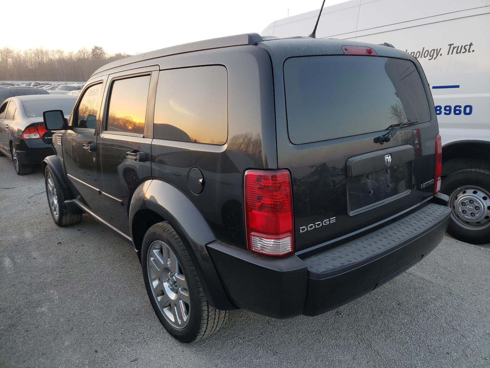 Photo 3 from auction – 2011 DODGE NITRO HEAT with VIN 1D4PT4GK4BW599721