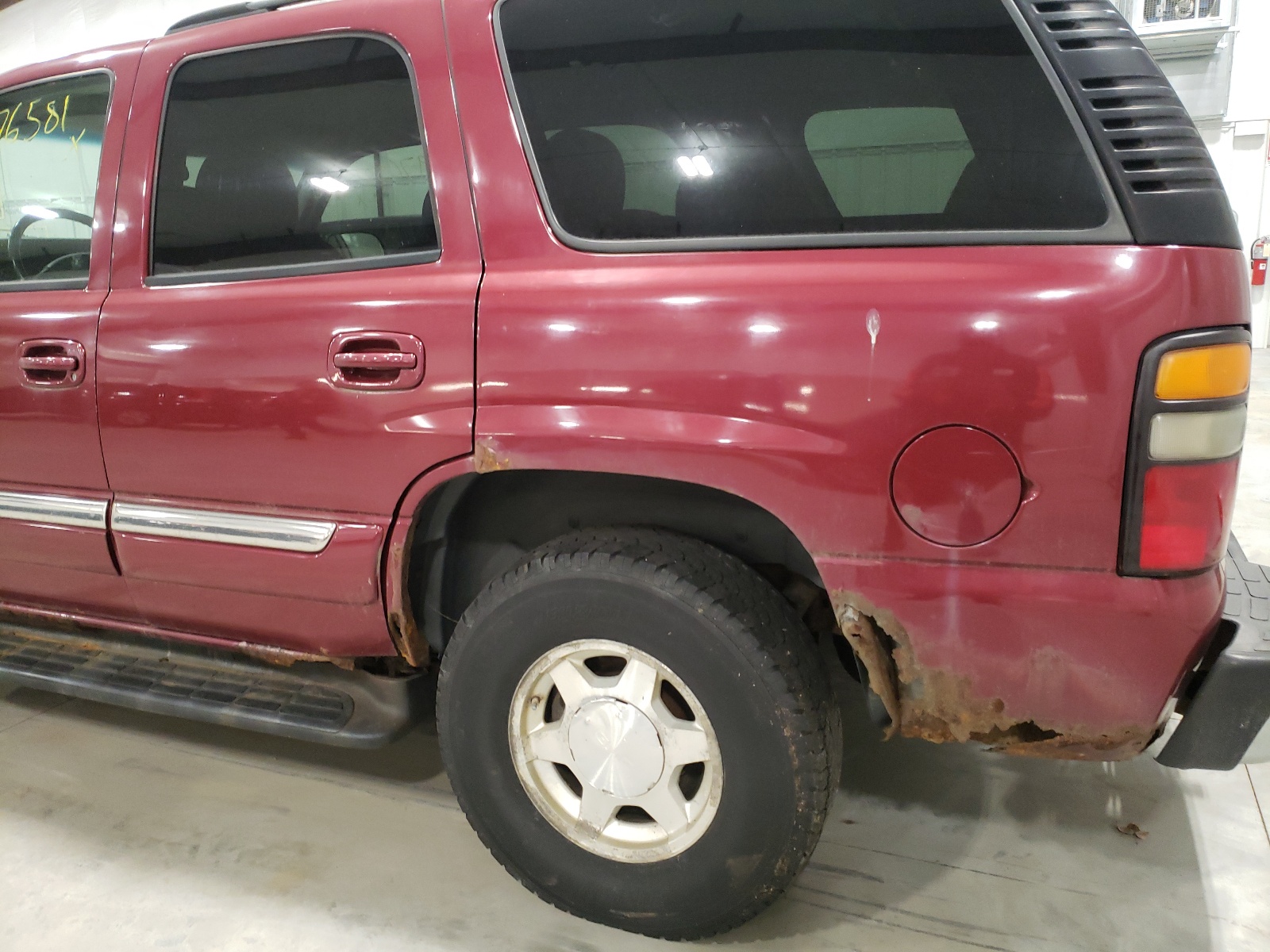 Photo 9 from auction – 2004 GMC YUKON with VIN 1GKEK13Z34J139219