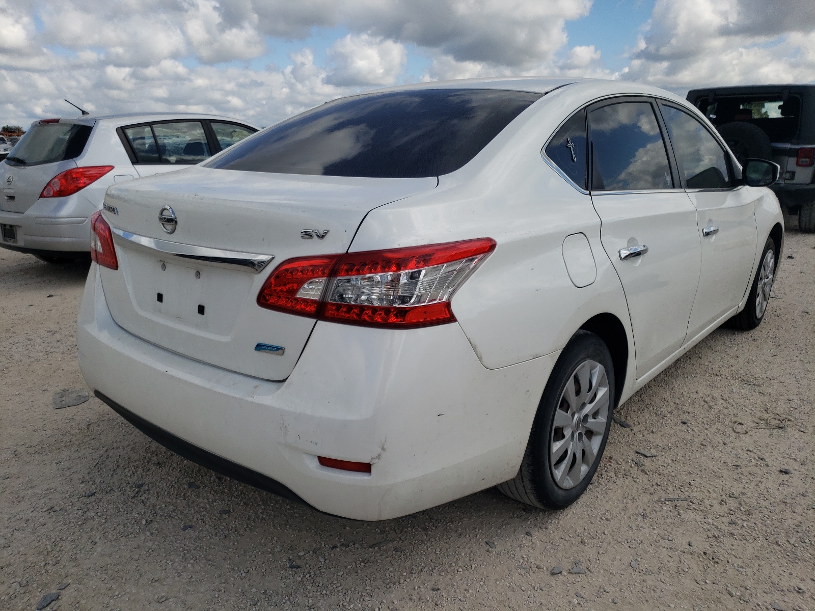 Photo 4 from auction – 2013 NISSAN SENTRA S with VIN 3N1AB7AP1DL661793