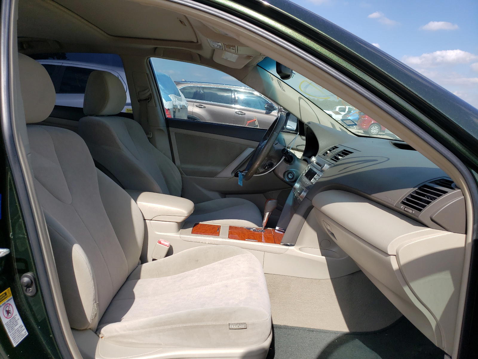 Photo 5 from auction – 2011 TOYOTA CAMRY BASE with VIN 4T4BF3EK1BR103167