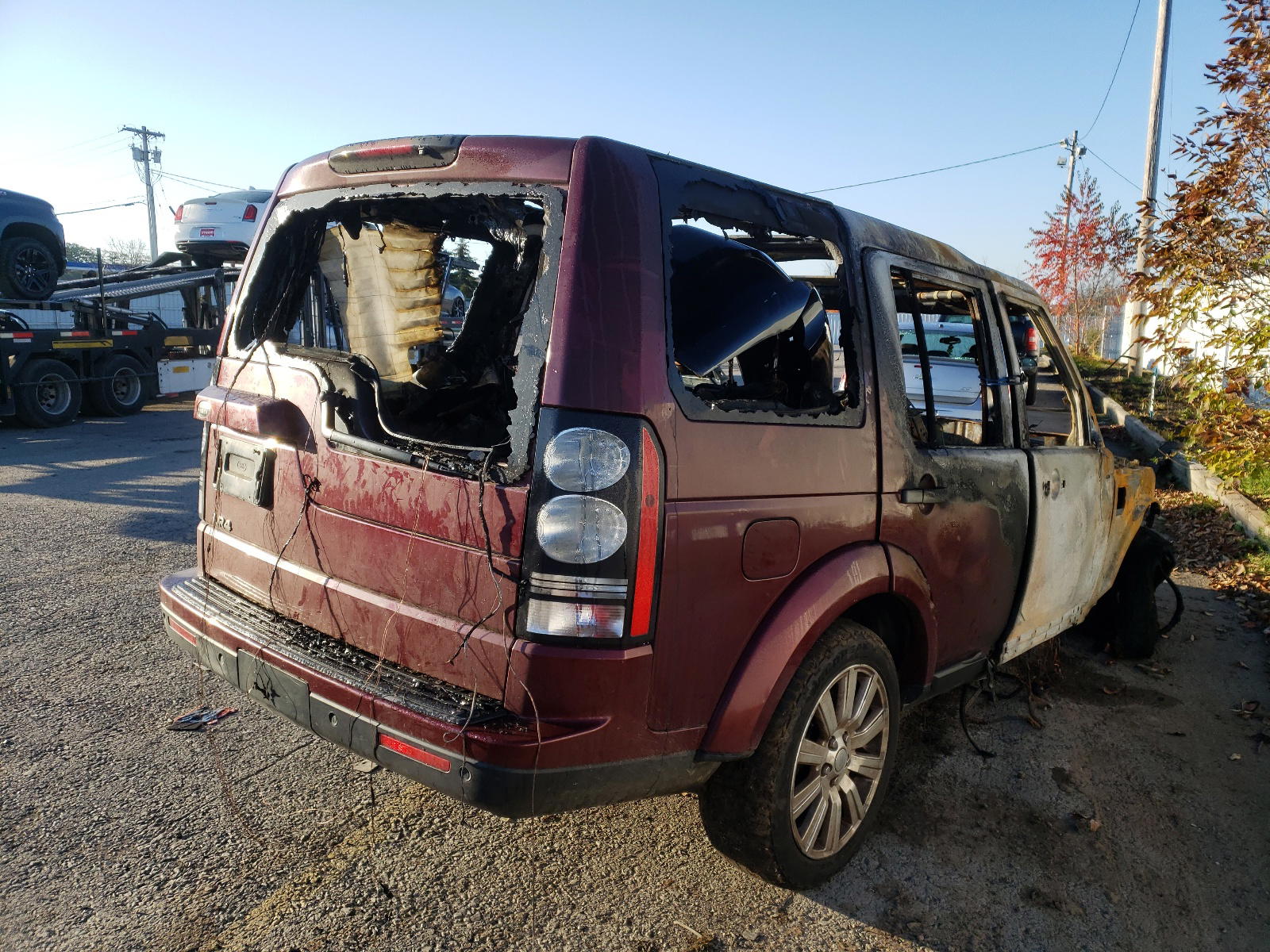 Photo 4 from auction – 2016 LAND ROVER LR4 with VIN SALAC2V60GA777585