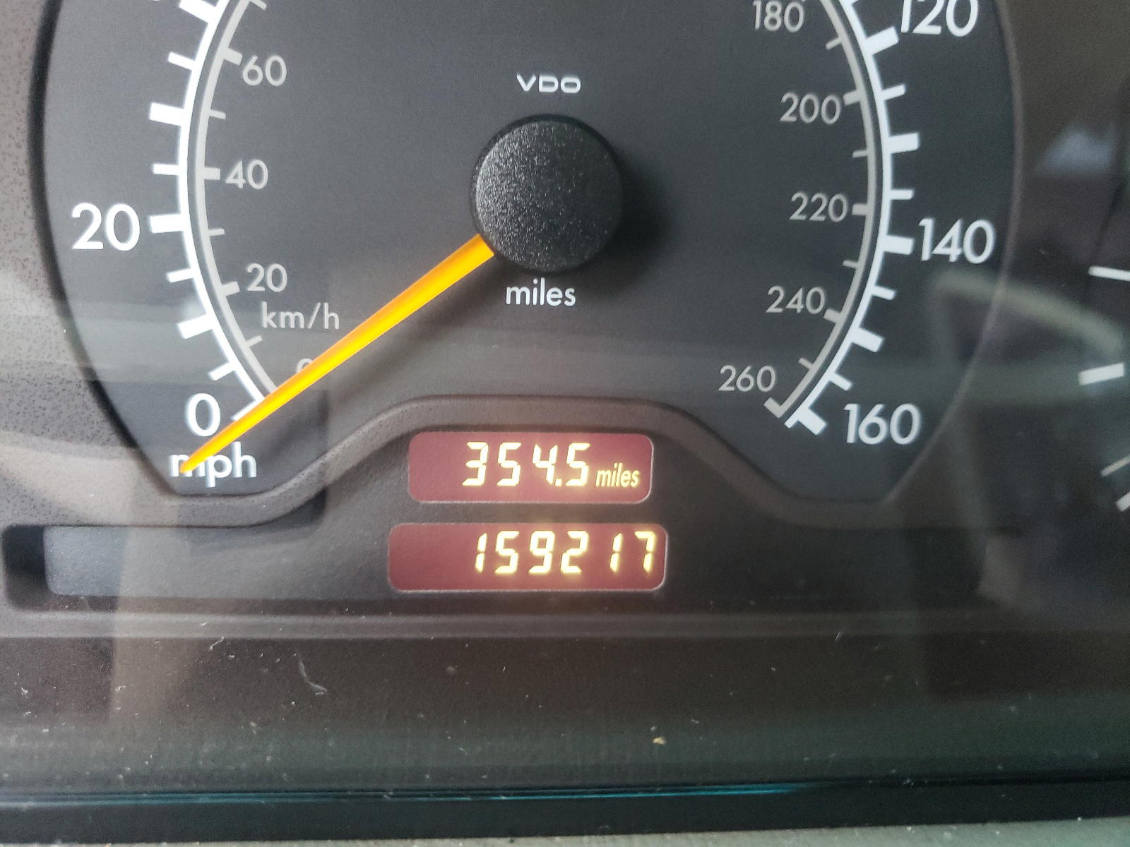 Photo 8 from auction – 2000 MERCEDES-BENZ E-CLASS with VIN WDBHA29G5YA862159