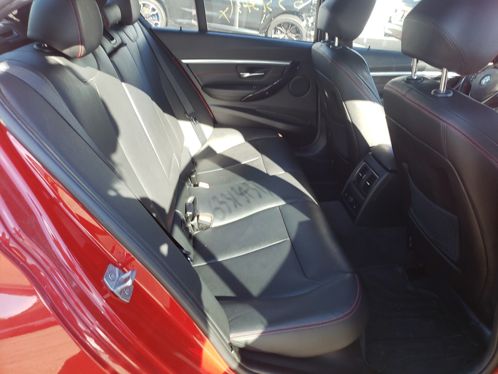 Photo 6 from auction – 2017 BMW 330 XI with VIN WBA8D9G50HNT90865