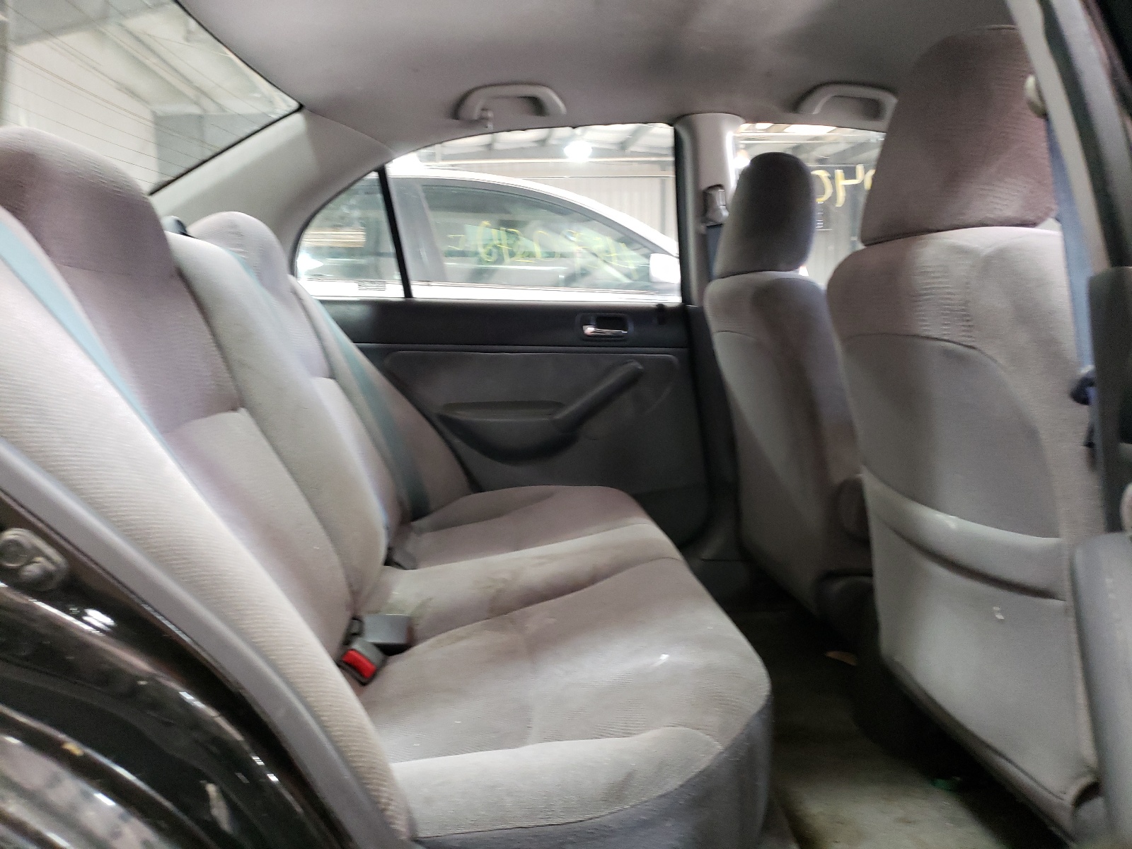Photo 6 from auction – 2002 HONDA CIVIC LX with VIN 2HGES15562H581711