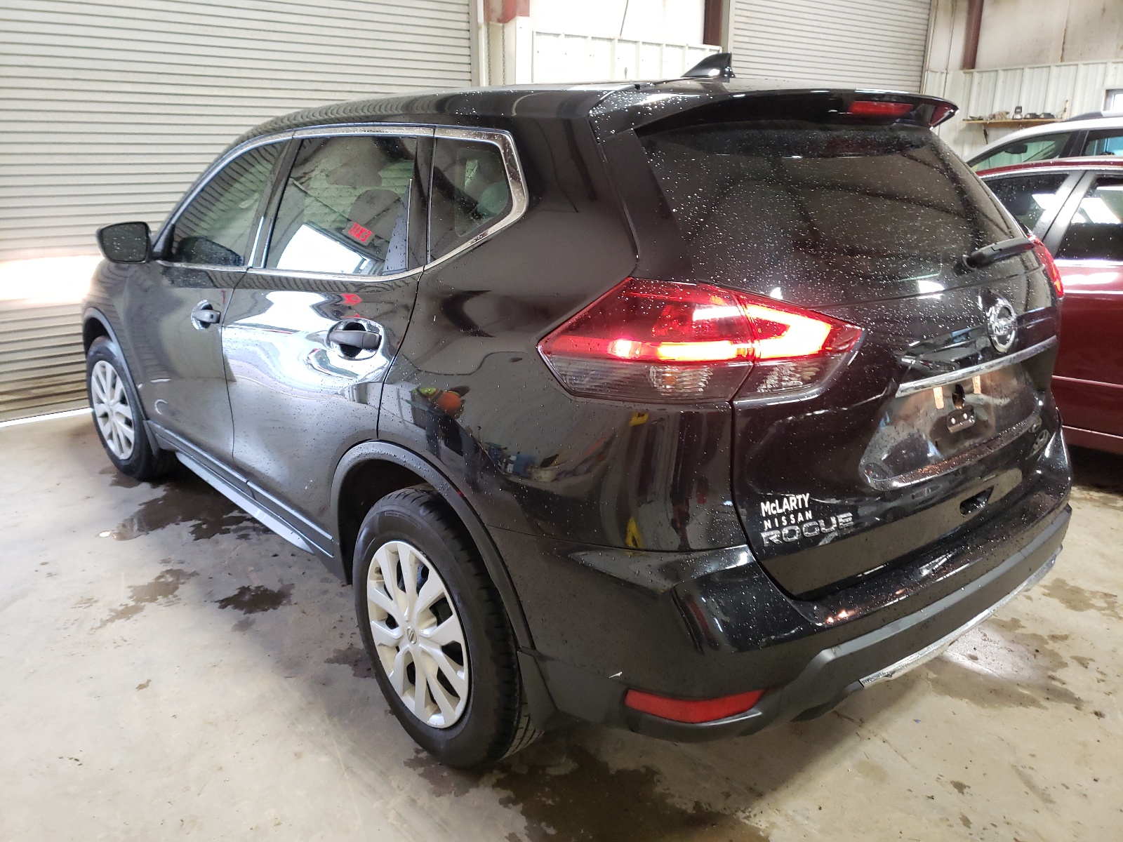 Photo 3 from auction – 2019 NISSAN ROGUE S with VIN 5N1AT2MT3KC729523