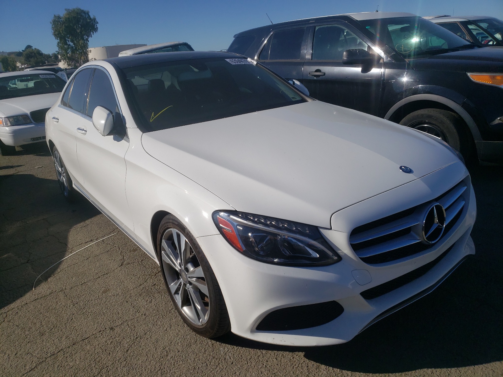 MERCEDES-BENZ 300-CLASS 2015 with VIN 55SWF4JB3FU093282 - Photo from auction