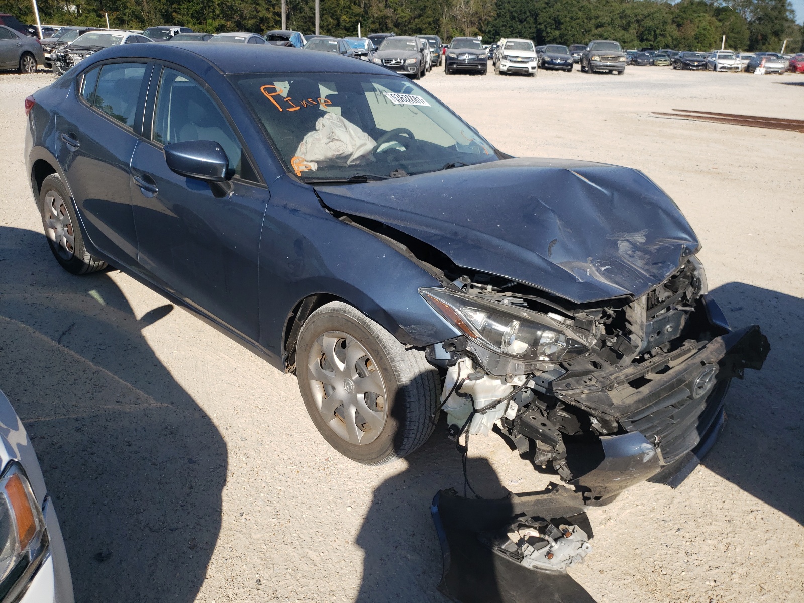 Photo 1 from auction – 2014 MAZDA 3 SPORT with VIN JM1BM1U7XE1121534