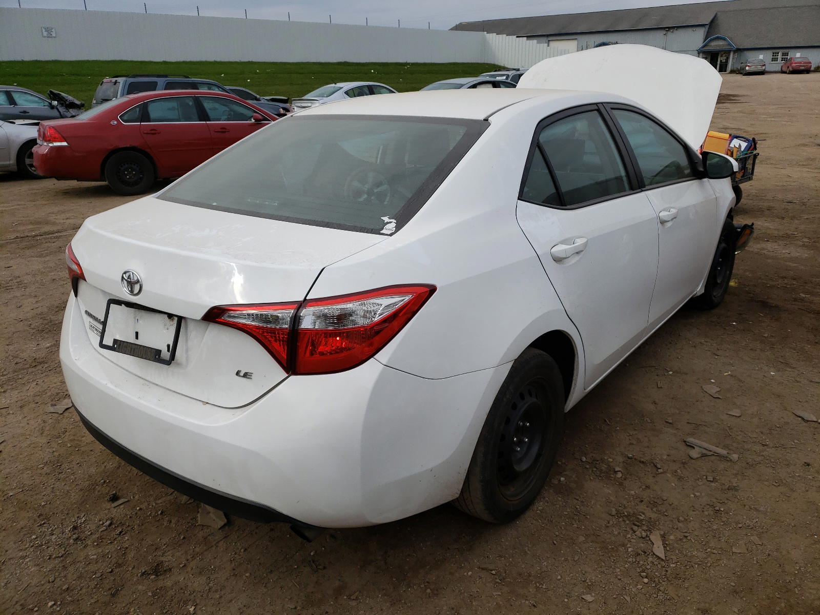 Photo 4 from auction – 2014 TOYOTA COROLLA L with VIN 2T1BURHE5EC213797