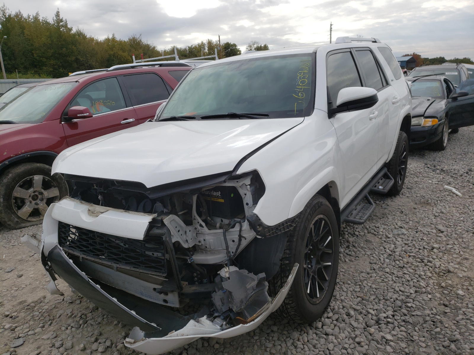 Photo 2 from auction – 2016 TOYOTA 4RUNNER SR with VIN JTEZU5JR4G5125260