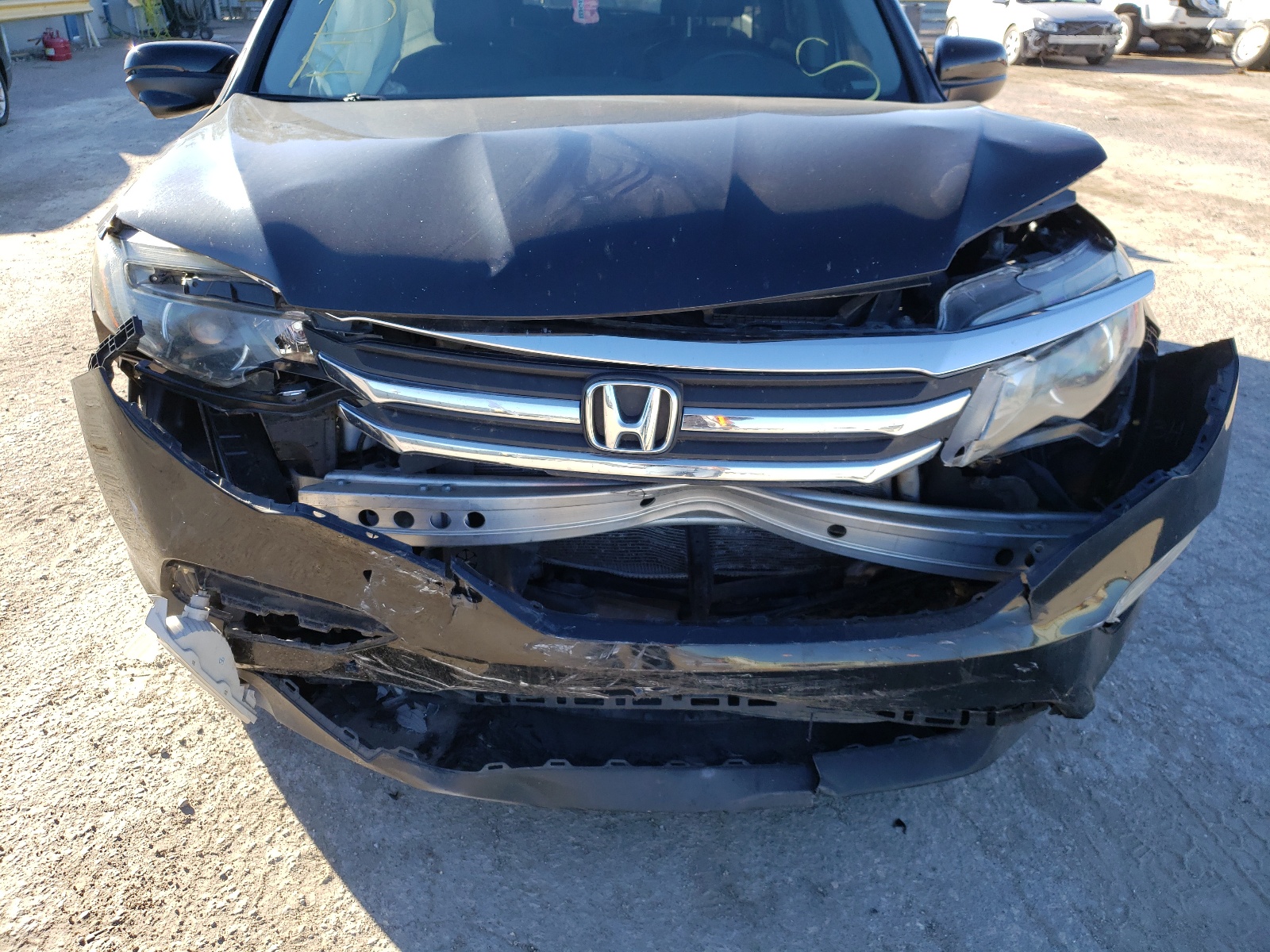 Photo 9 from auction – 2016 HONDA PILOT EXL with VIN 5FNYF6H5XGB023401