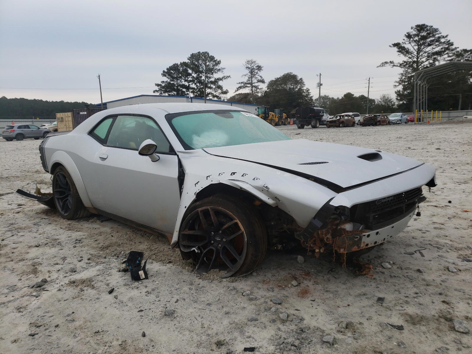 DODGE CHALLENGER 2020 with VIN 2C3CDZFJ2LH236336 - Photo from auction