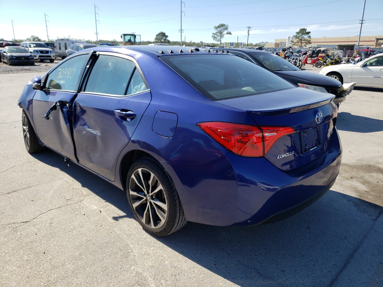 Photo 3 from auction – 2017 TOYOTA COROLLA L with VIN 2T1BURHE1HC777936