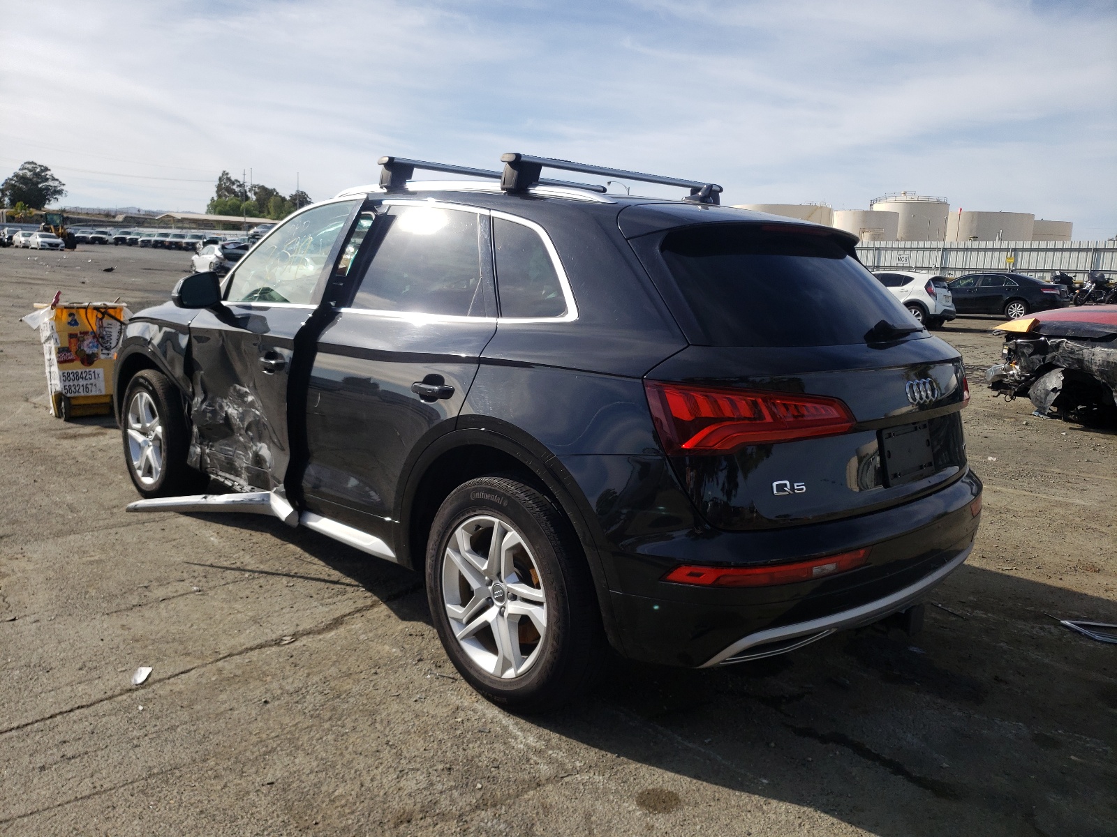 Photo 3 from auction – 2019 AUDI Q5 PREMIUM with VIN WA1ANAFY8K2072204