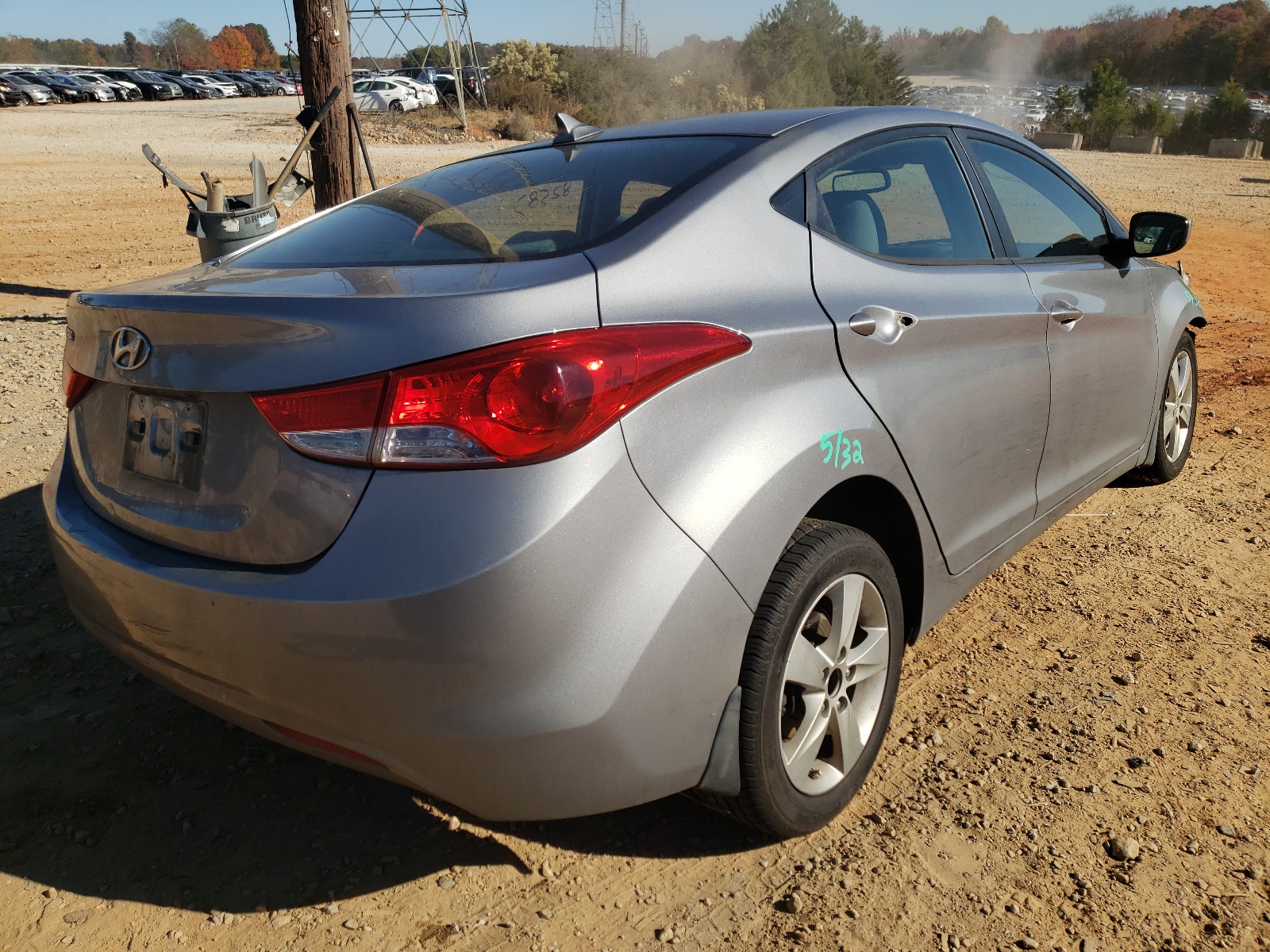 Photo 4 from auction – 2012 HYUNDAI ELANTRA GL with VIN KMHDH4AE4CU372445