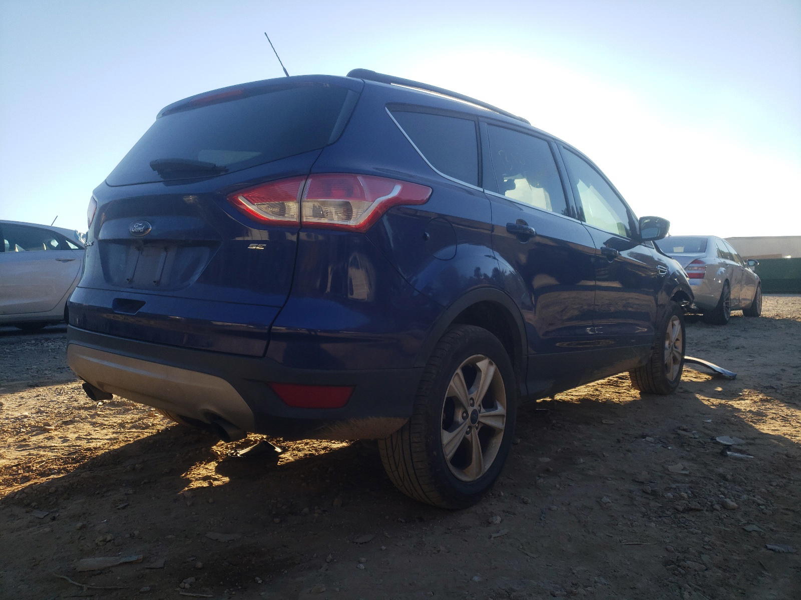 Photo 4 from auction – 2015 FORD ESCAPE SE with VIN 1FMCU0G78FUB24342