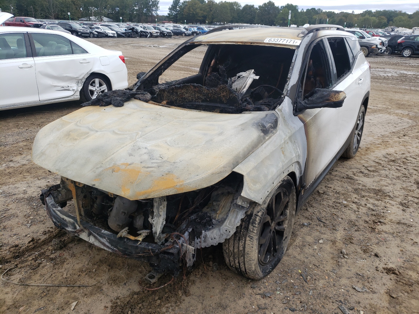 Photo 2 from auction – 2020 GMC TERRAIN SL with VIN 3GKALPEX9LL237379