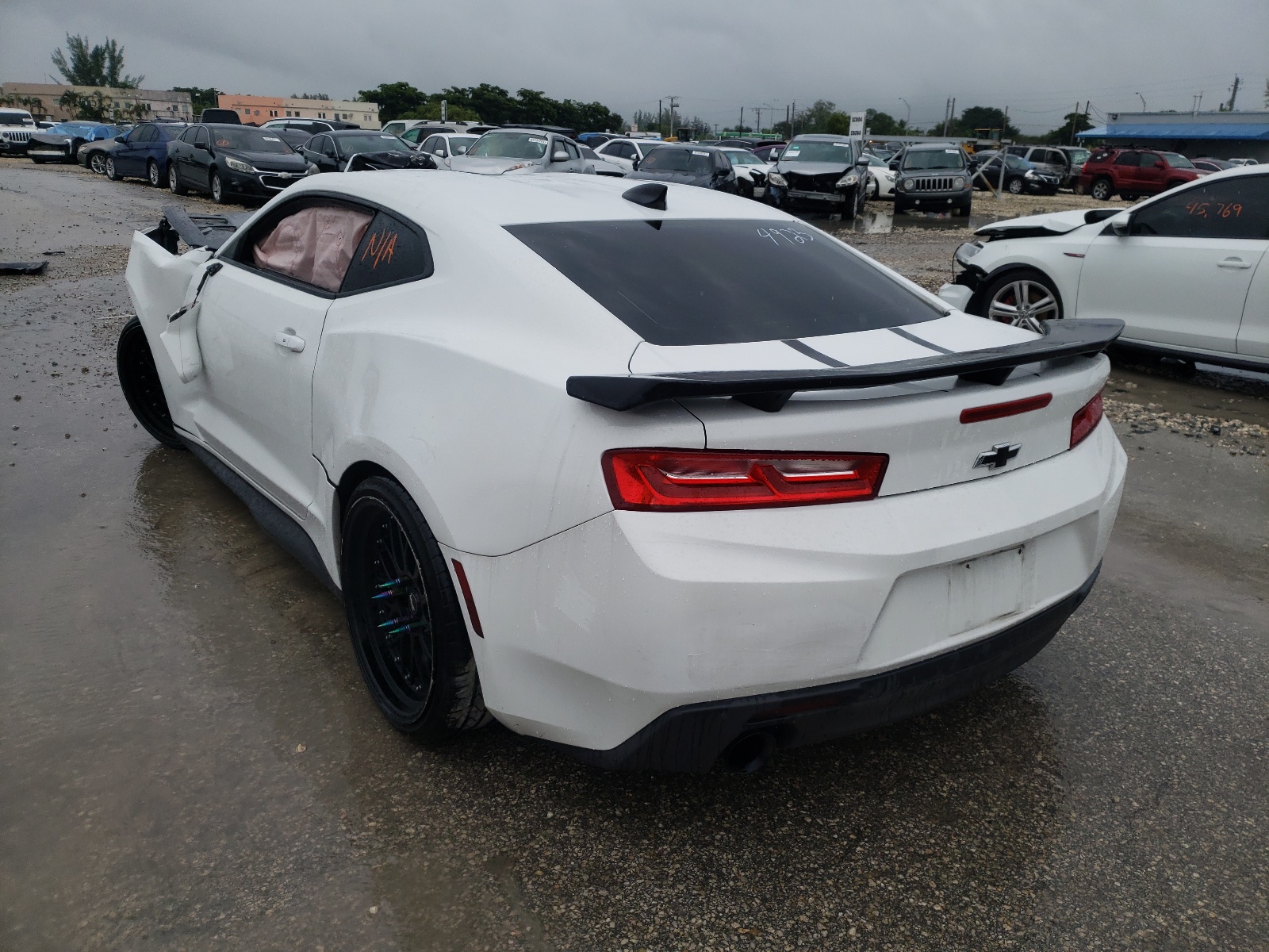 Photo 3 from auction – 2018 CHEVROLET CAMARO LT with VIN 1G1FB1RX7J0114923
