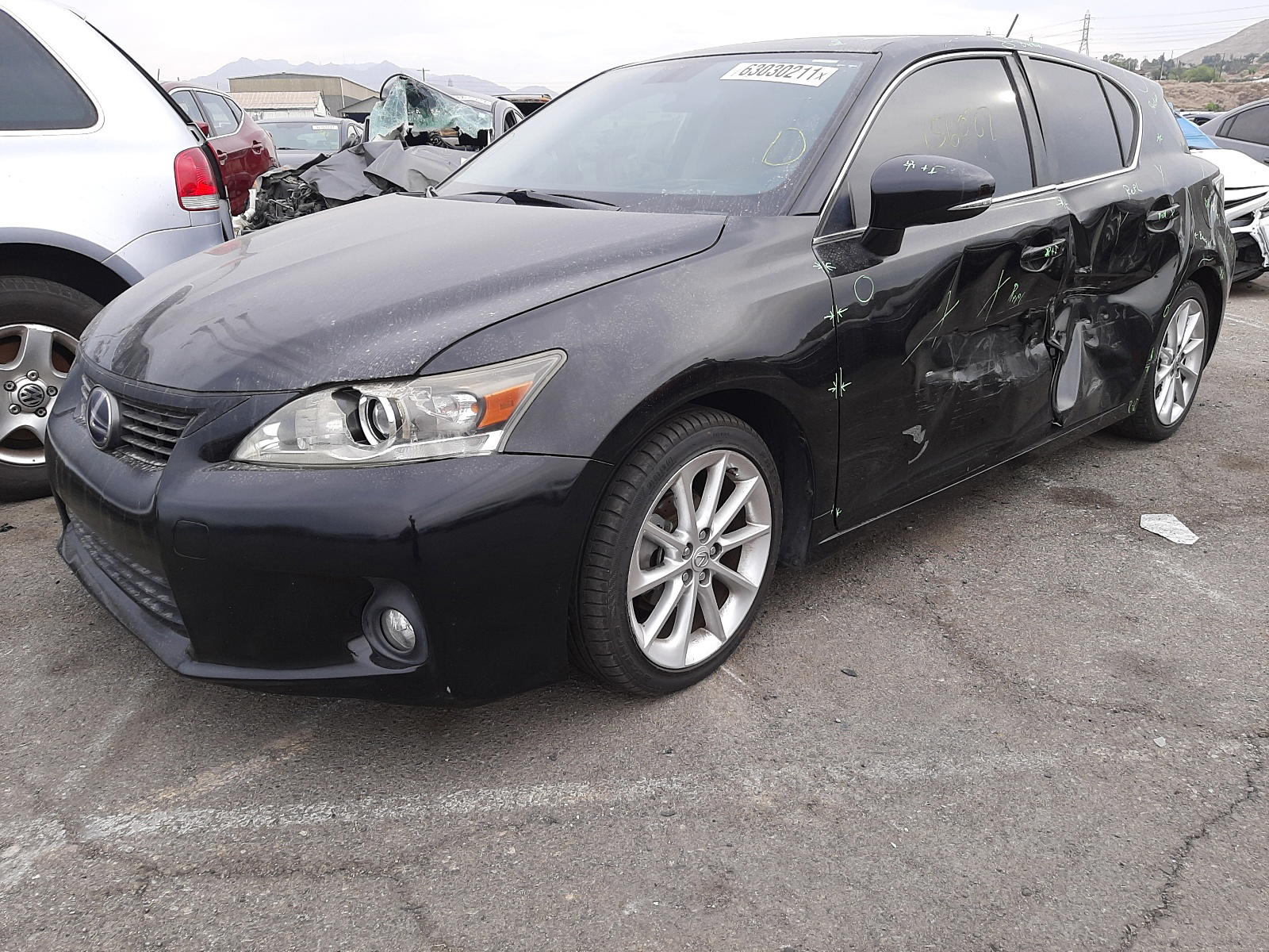 Photo 2 from auction – 2012 LEXUS CT 200 with VIN JTHKD5BH2C2119947