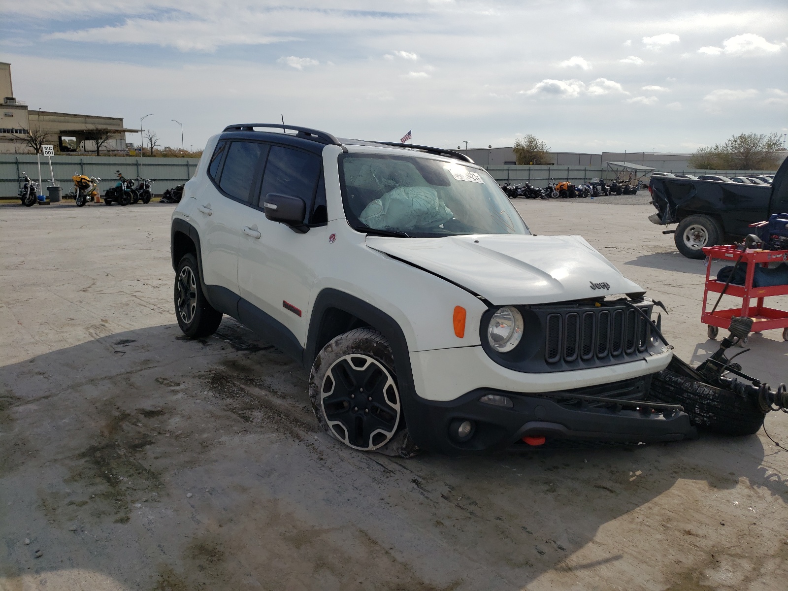 Photo 1 from auction – 2016 JEEP RENEGADE T with VIN ZACCJBCT5GPC62306