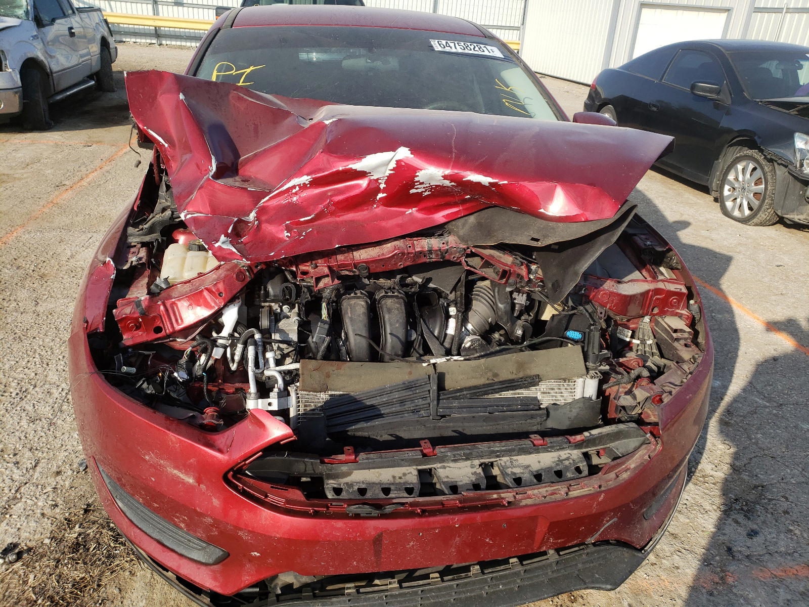 Photo 7 from auction – 2016 FORD FOCUS SE with VIN 1FADP3F23GL301027