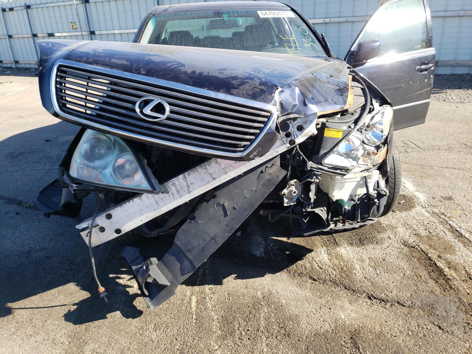 Photo 7 from auction – 2003 LEXUS LS 430 with VIN JTHBN30F830101290