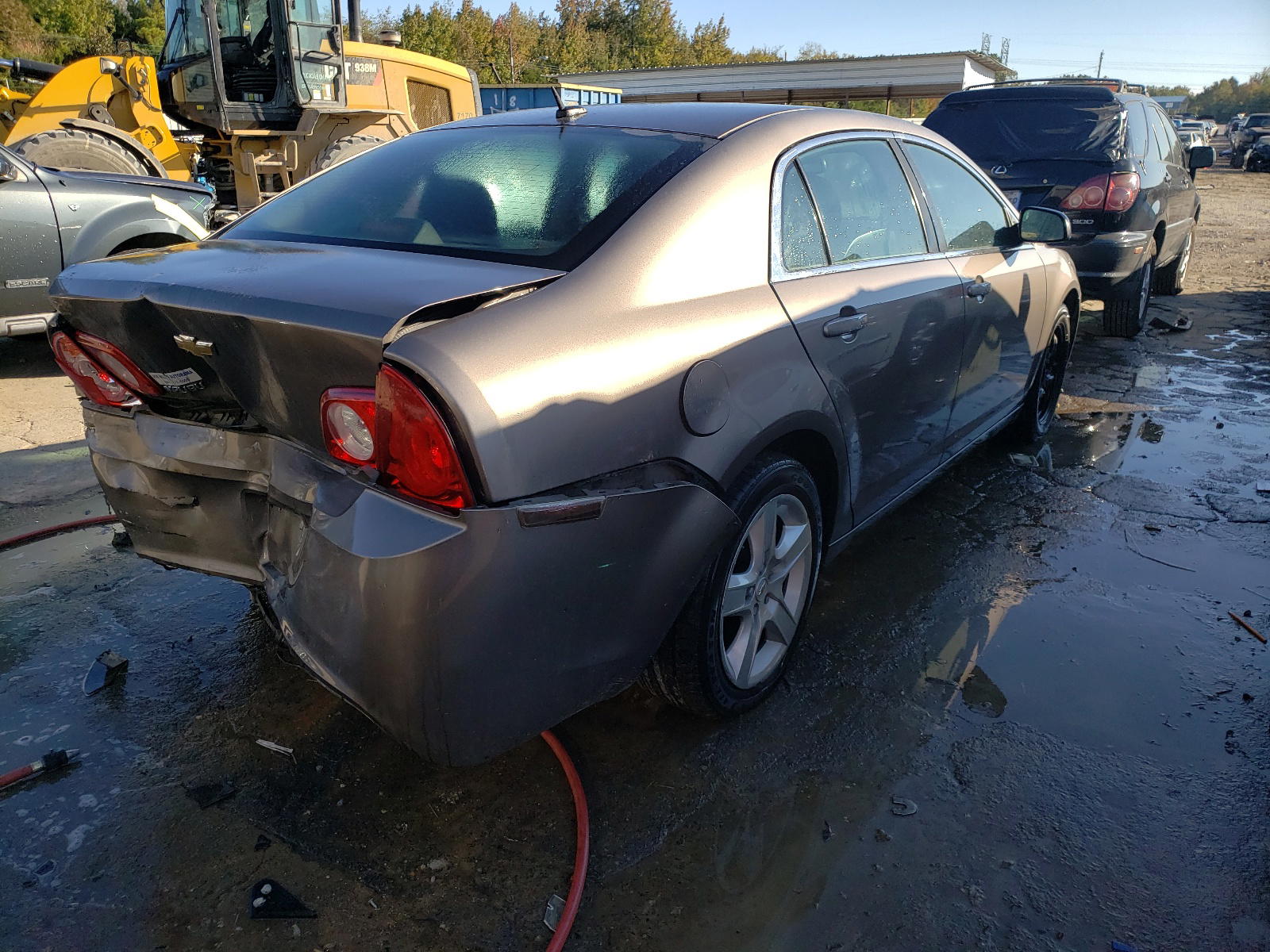 Photo 4 from auction – 2011 CHEVROLET MALIBU LS with VIN 1G1ZB5E17BF148669