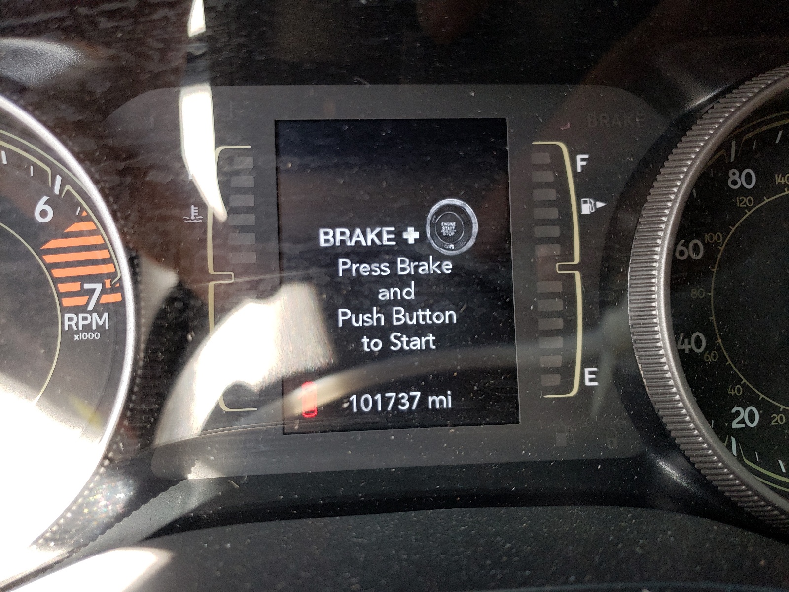Zdjęcie 8 z aukcji – 2019 JEEP CHEROKEE L z VIN 1C4PJLLB7KD316615