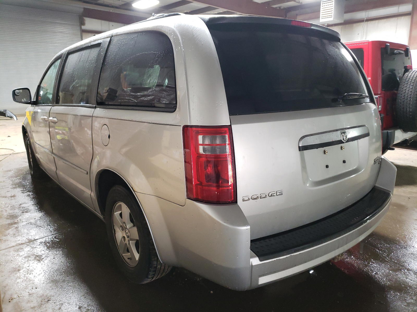 Photo 3 from auction – 2010 DODGE GRAND CARA with VIN 2D4RN5D19AR225150