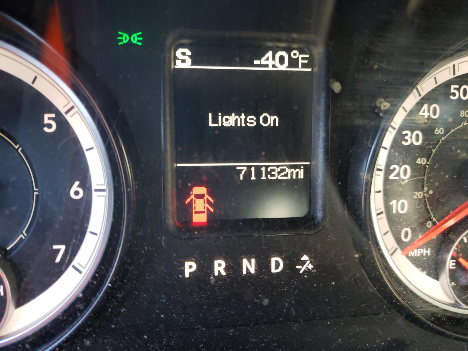 Photo 8 from auction – 2016 RAM 1500 ST with VIN 3C6RR7KT2GG127455