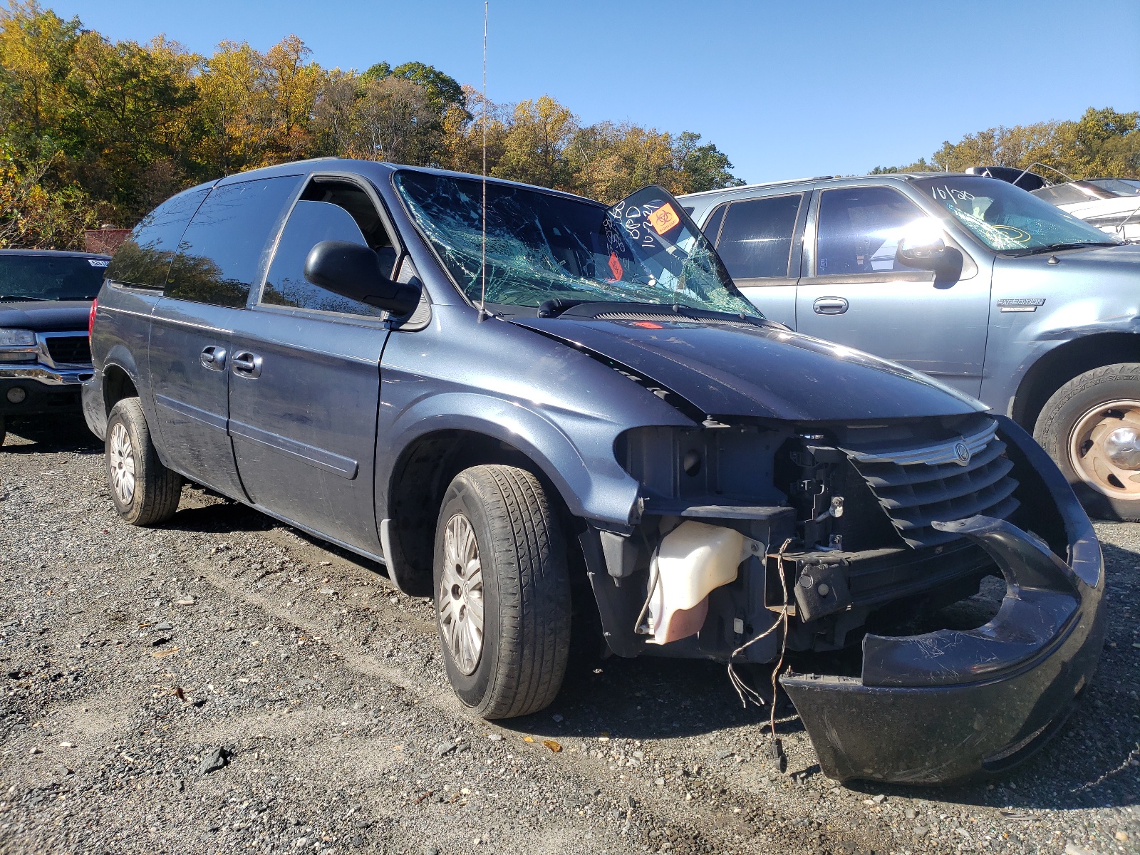 CHRYSLER TOWN & COU 2007 with VIN 2A4GP44R07R189916 - Photo from auction