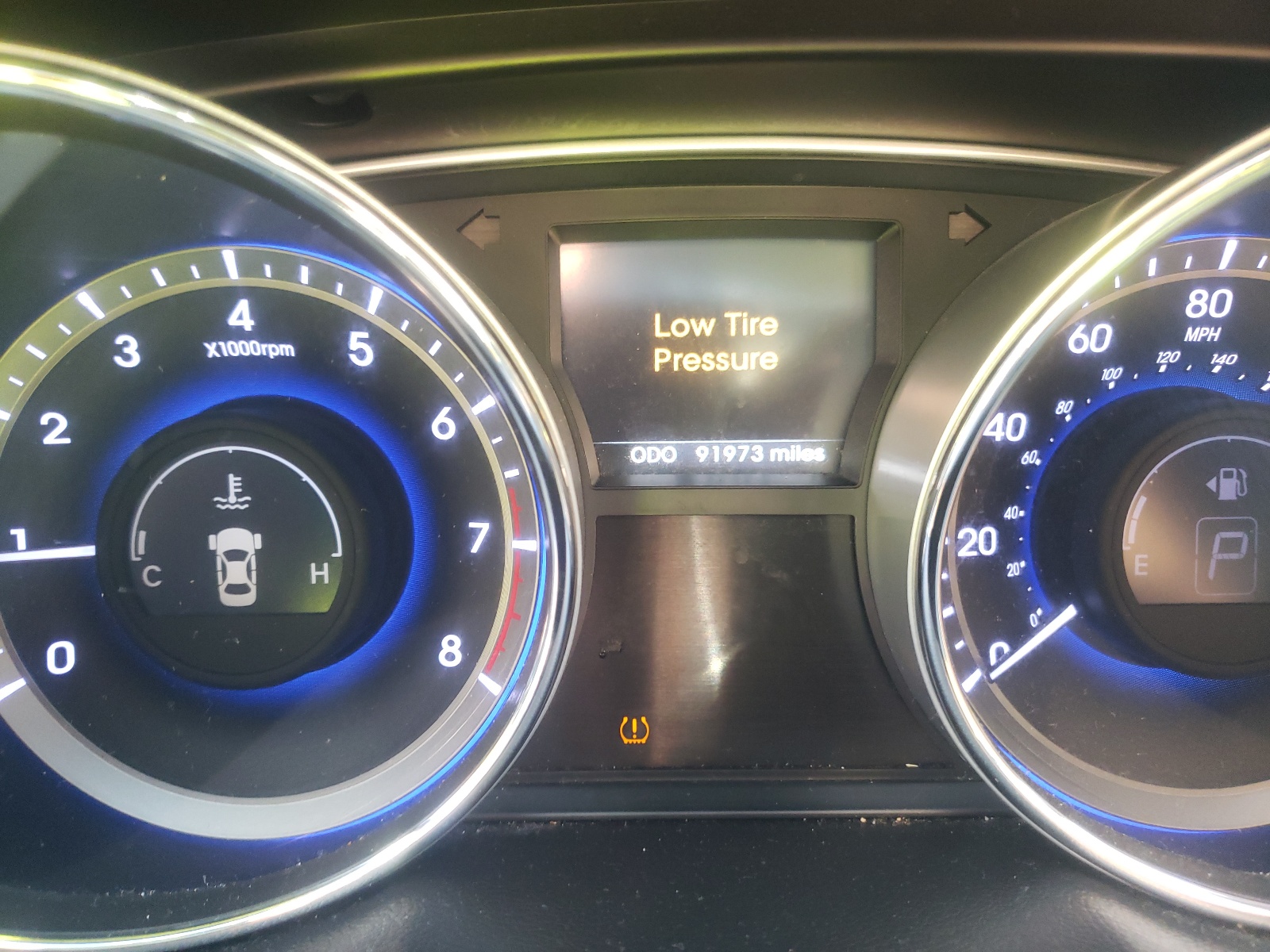 Photo 8 from auction – 2014 HYUNDAI SONATA SE with VIN 5NPEC4ABXEH872264