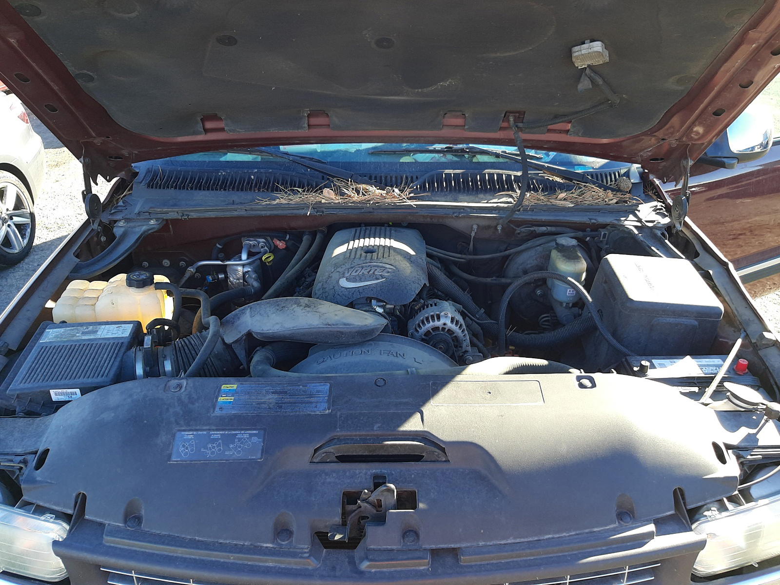 Photo 7 from auction – 2002 CHEVROLET SILVERADO with VIN 1GCEC14VX2Z141570