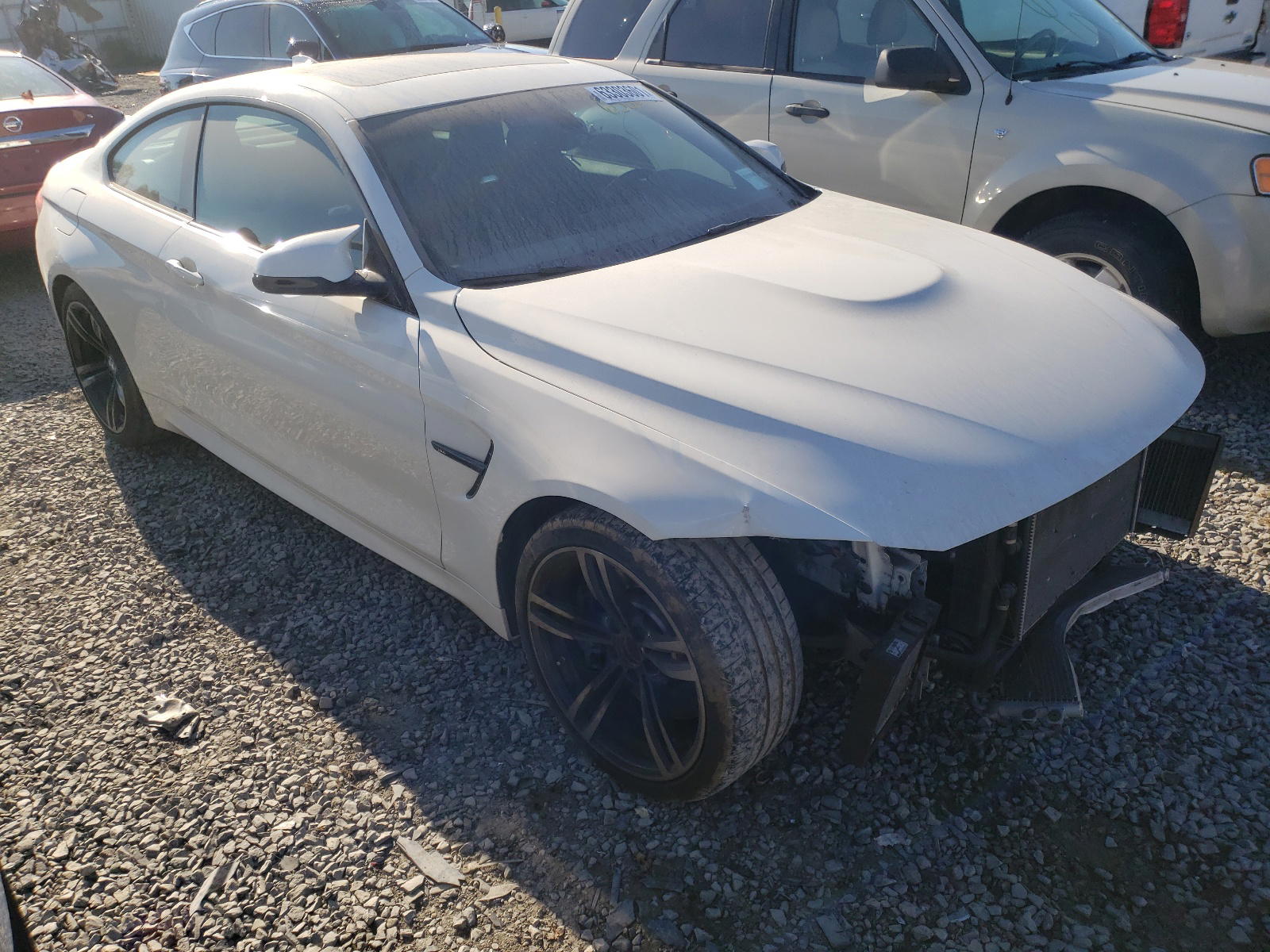 BMW M4 2015 with VIN WBS3R9C56FK332397 - Photo from auction