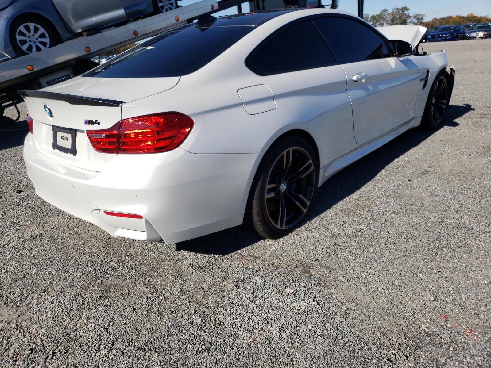 Photo 4 from auction – 2016 BMW M4 with VIN WBS3R9C57GK336766